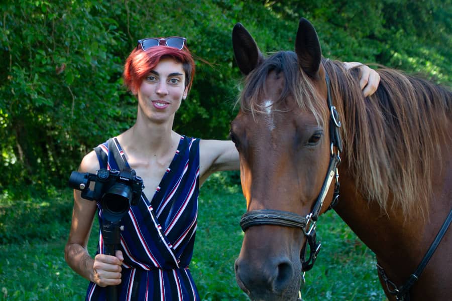 Lisa, fondatrice d'Appaloo en tournage